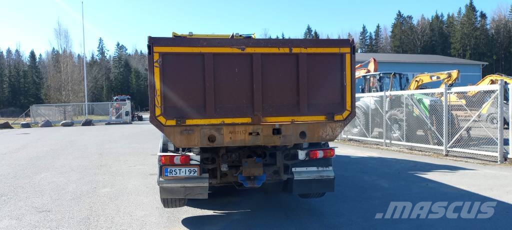 Mercedes-Benz Arocs 3263 8x4 傾卸式卡車