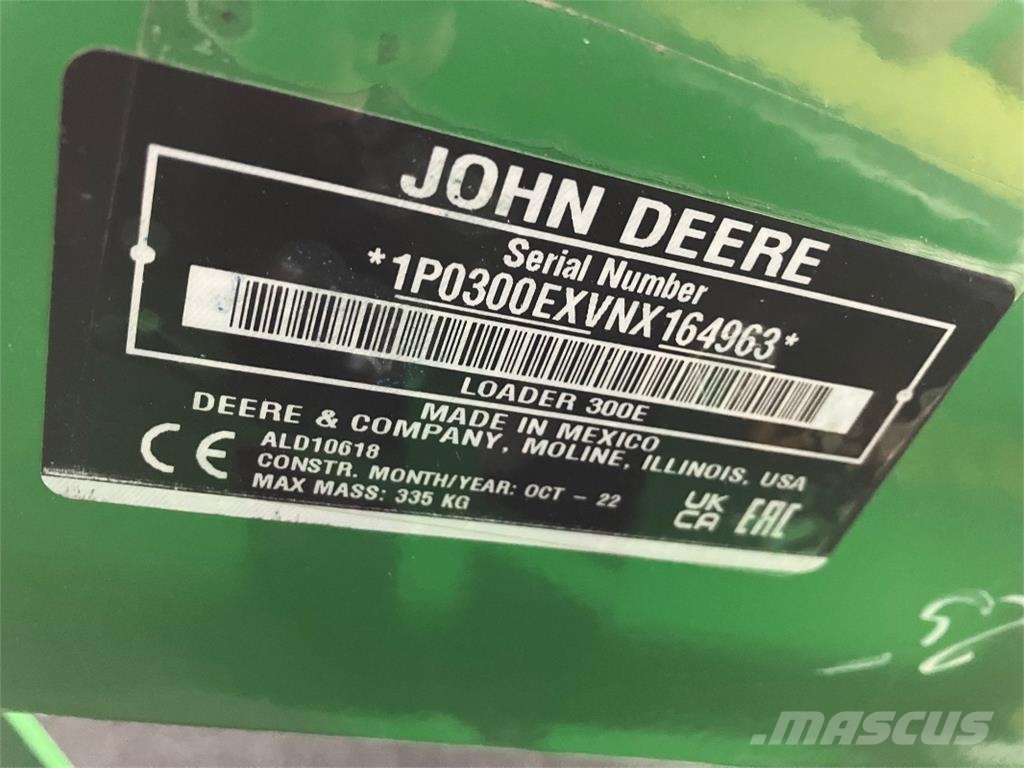 John Deere 3038E+300E Traktoren
