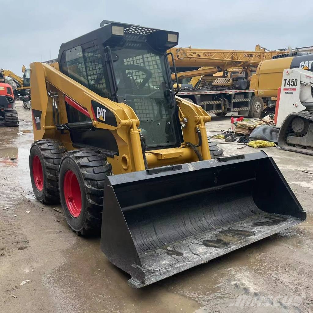 CAT 246 D Φορτωτάκια
