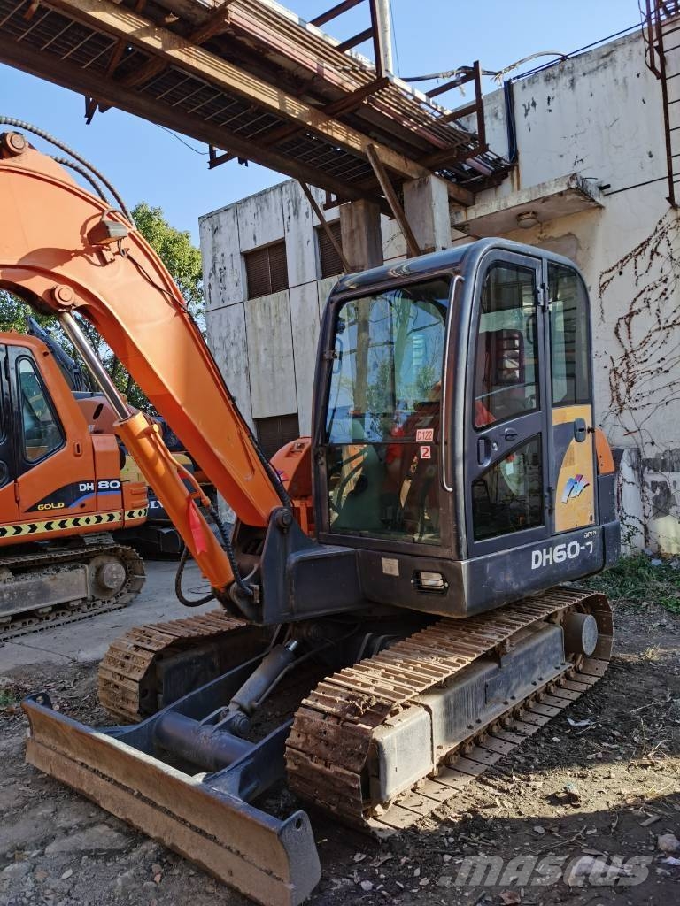 Doosan DH60 Mini kotrók < 7t
