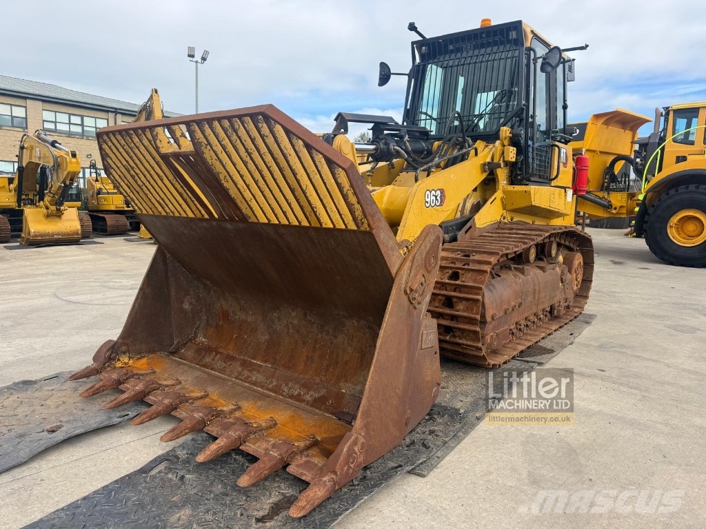 CAT 963 Crawler loaders