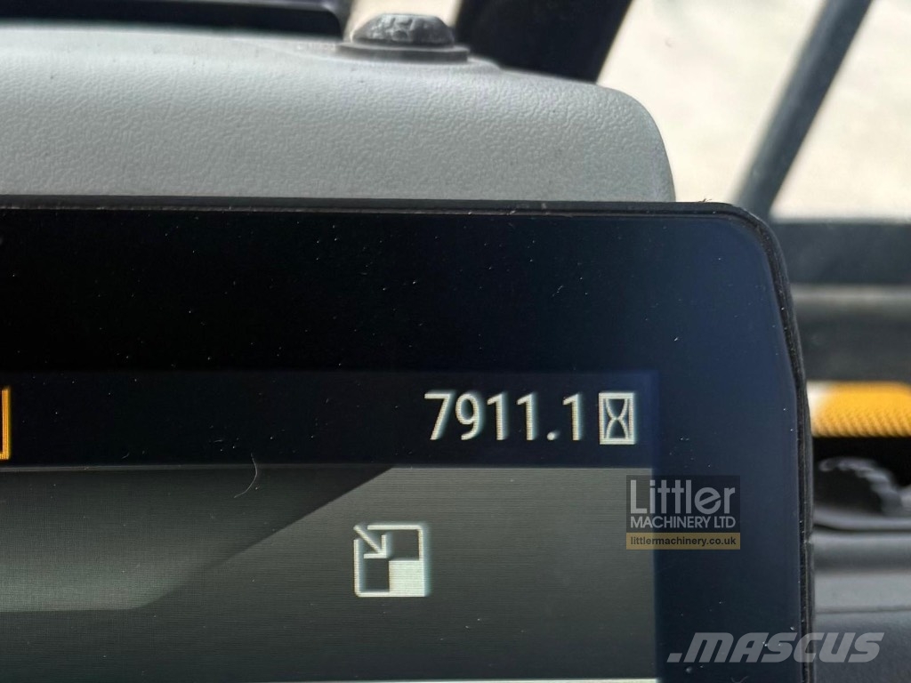 CAT 963 Crawler loaders