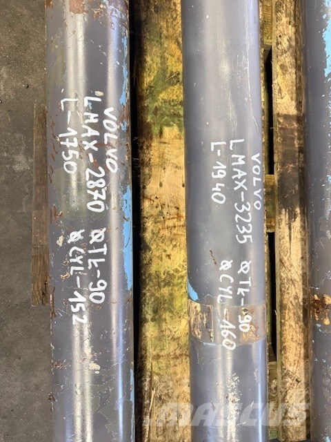 Volvo EC 240 USED HYDRAULIC CYLINDER COMPLET Hidráulicos