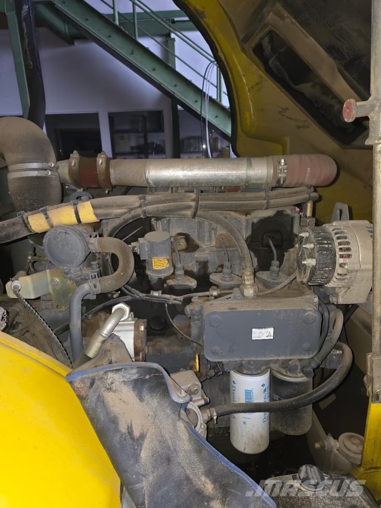 Atlas 95 Retrocargadoras