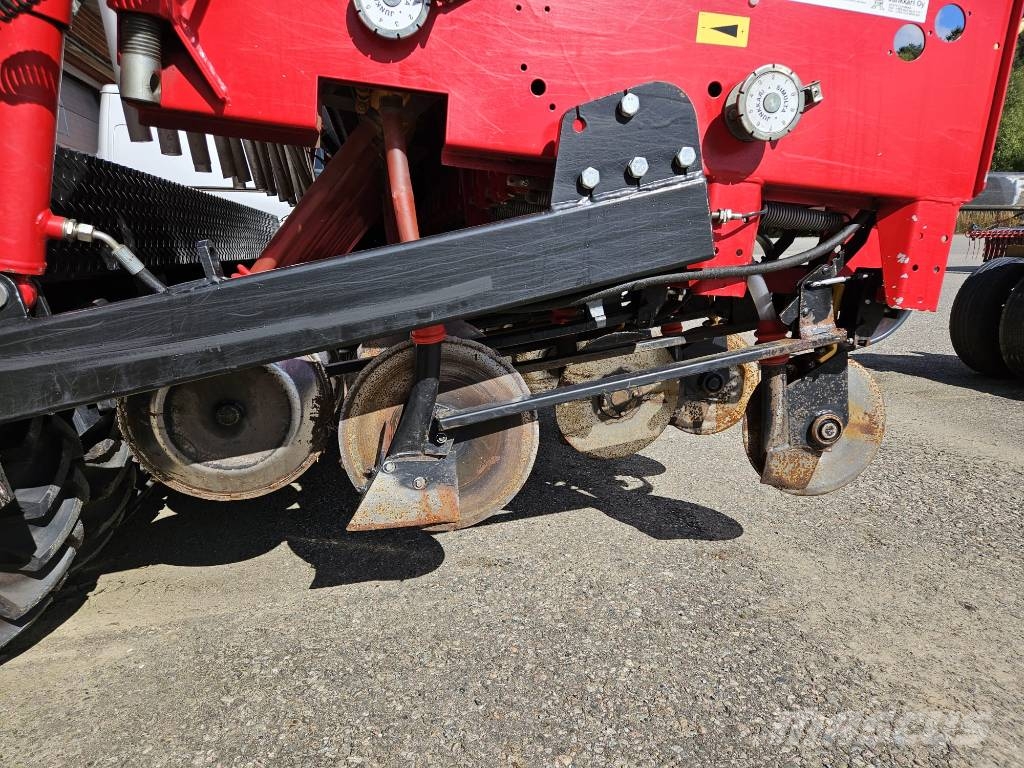 Junkkari 3000 T Perforadoras combinadas