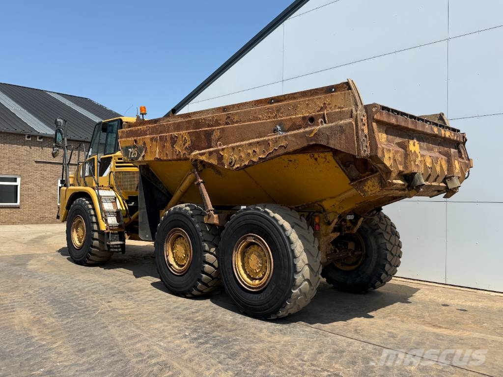 CAT 725 - Automatic Greasing / Airco Zglobni damperi
