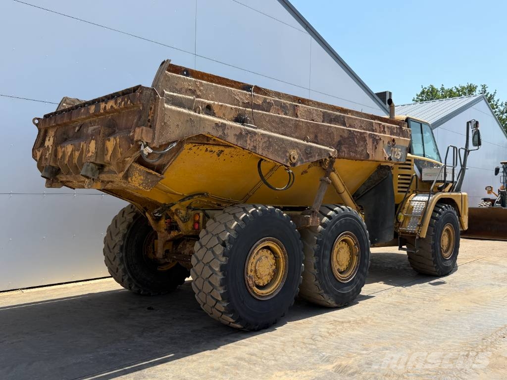 CAT 725 - Automatic Greasing / Airco Zglobni damperi