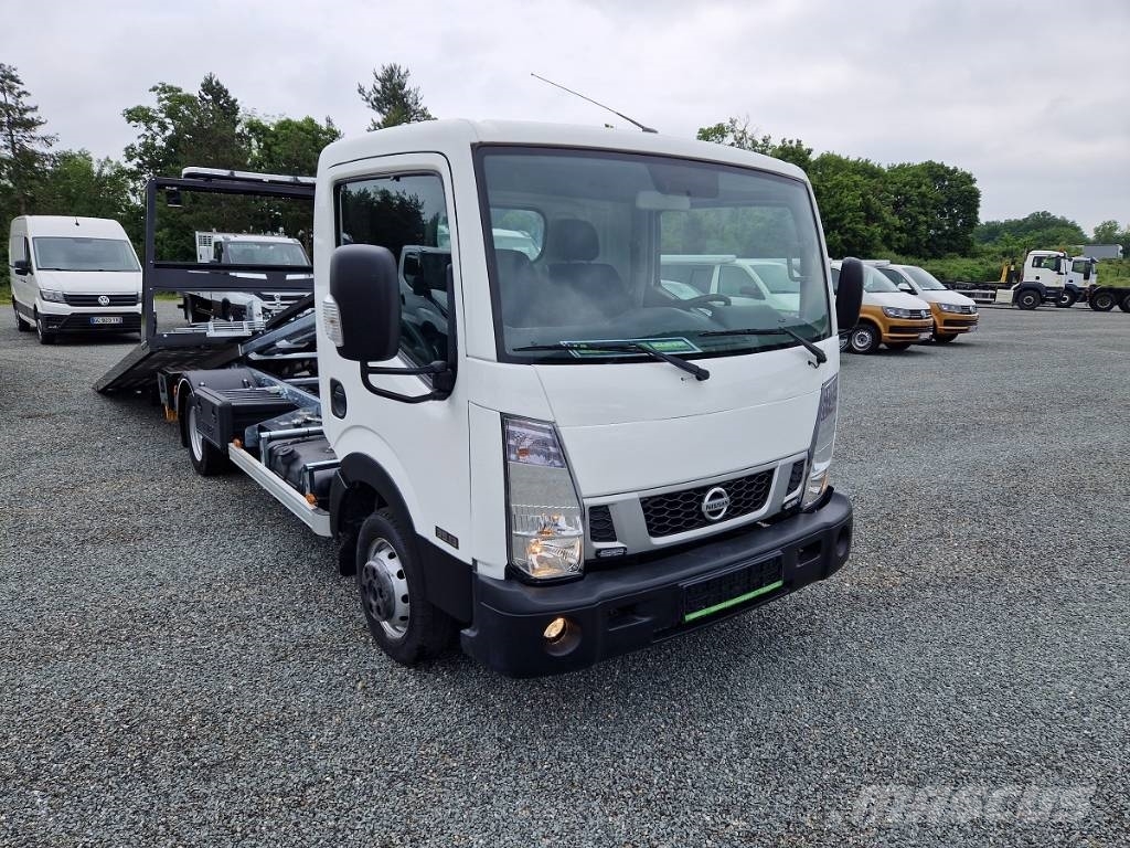 Nissan 35.13 Dostavna vozila / kombiji
