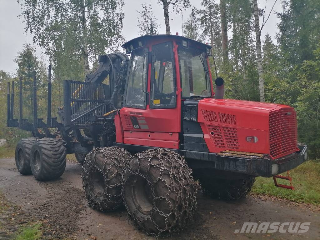 Komatsu 865 원목 포워더