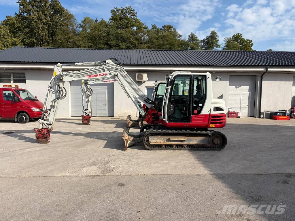 Takeuchi TB290 POWERTILT 3 ŽLICE Midi bagri 7t – 12t