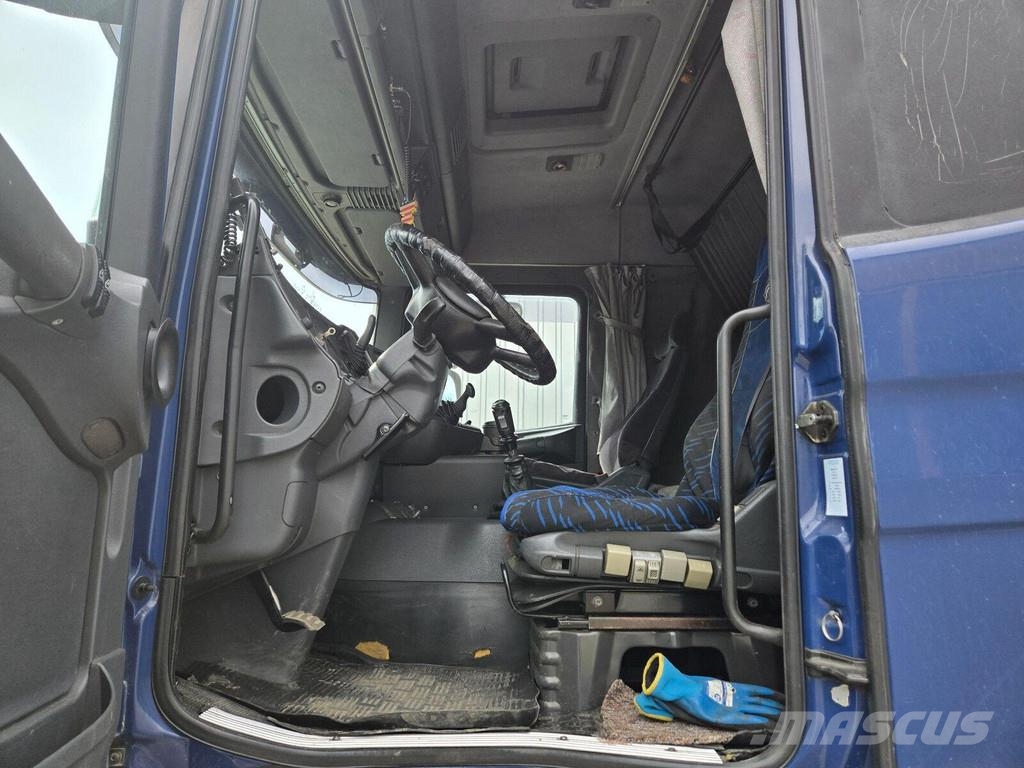 Scania R124 4X2 وحدات الجر
