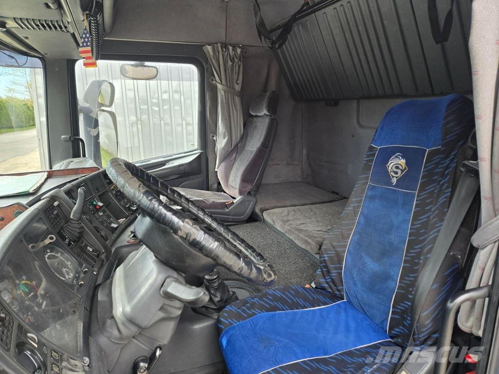 Scania R124 4X2 وحدات الجر