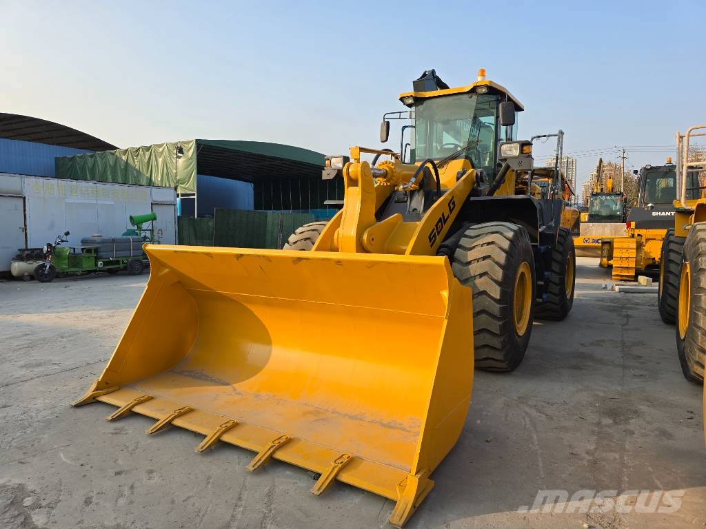 SDLG LG956L Pale gommate
