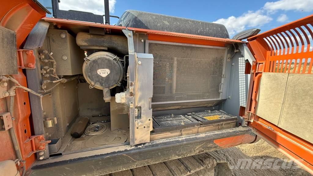 Hitachi ZX 210 LC Bandgrävare