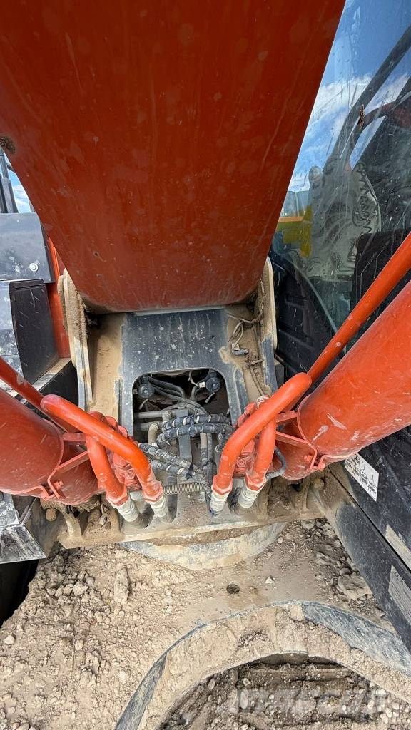 Hitachi ZX 210 LC Bandgrävare