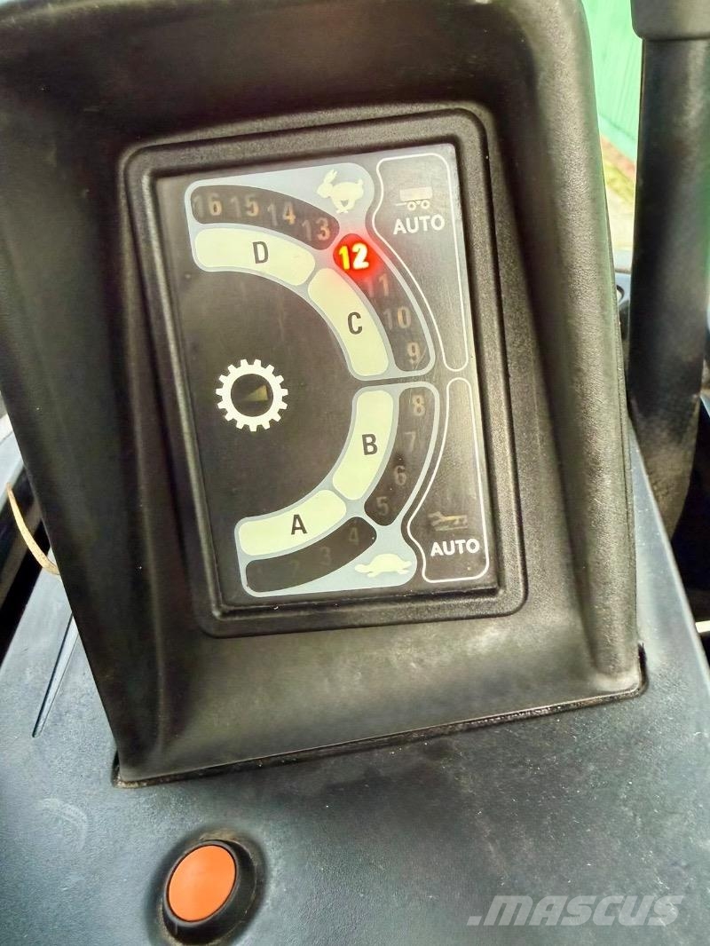 Case IH MXU 135 Pro + FL Kmetijstvo - drugo
