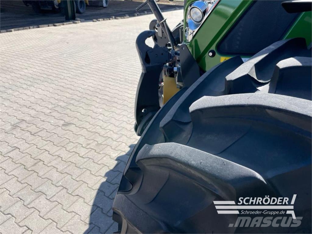 Fendt 724 VARIO GEN6 PROFI PLUS Traktorer