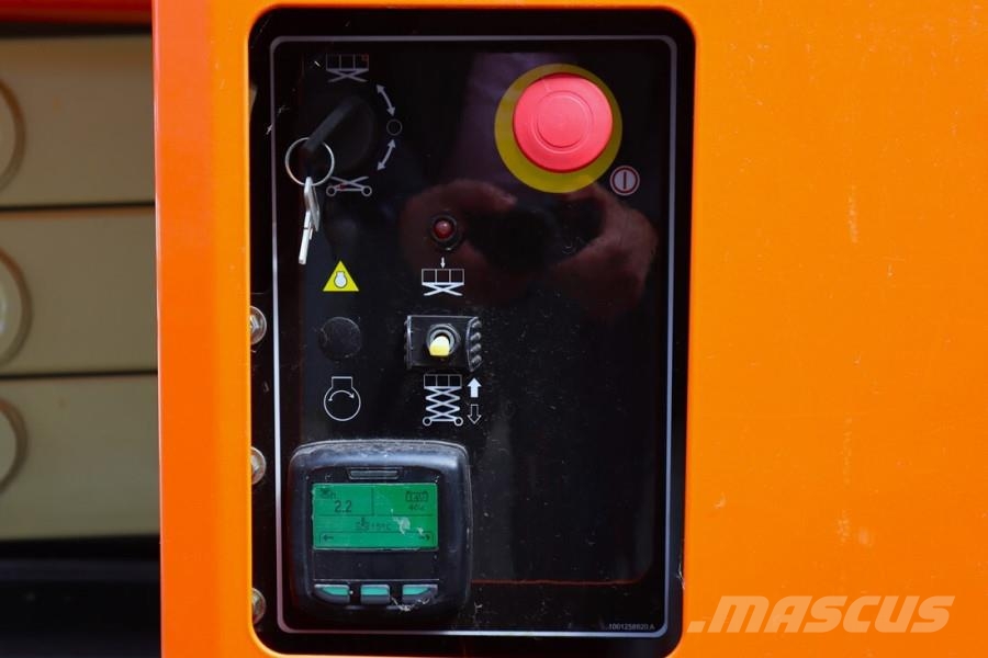 JLG ERT2669 Electric, 10m Working Height, 680kg Capaci Piattaforme a pantografo
