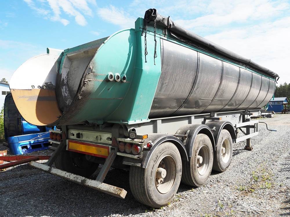Kel-Berg kippipuoliperävaunu Tipper semi-trailers