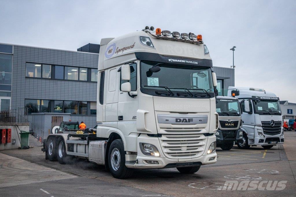 DAF XF 105.460 - AJK + intarder شاحنات الرافعات الخطافية