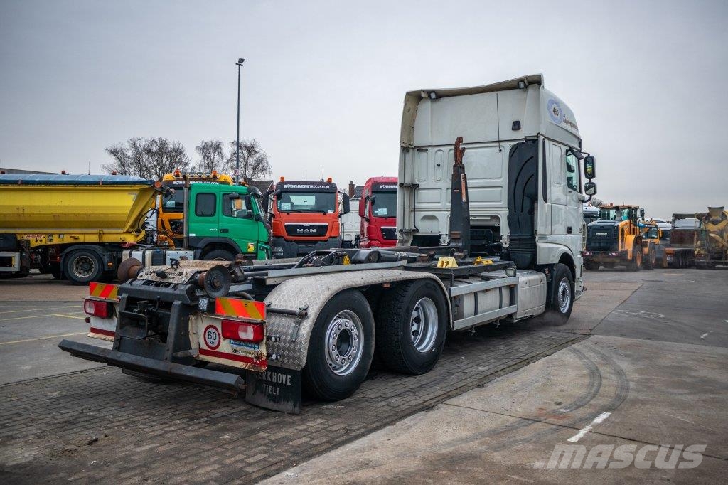 DAF XF 105.460 - AJK + intarder شاحنات الرافعات الخطافية