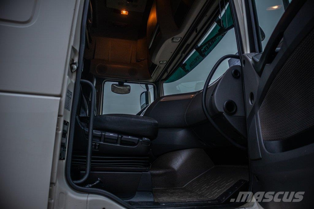 DAF XF 105.460 - AJK + intarder شاحنات الرافعات الخطافية