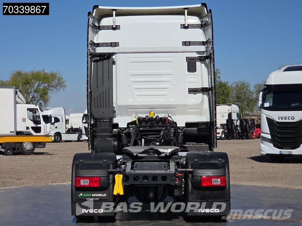 Iveco S-Way 500 4X2 NEW! Retarder 770L tank Navi ACC Sta Cabezas tractoras
