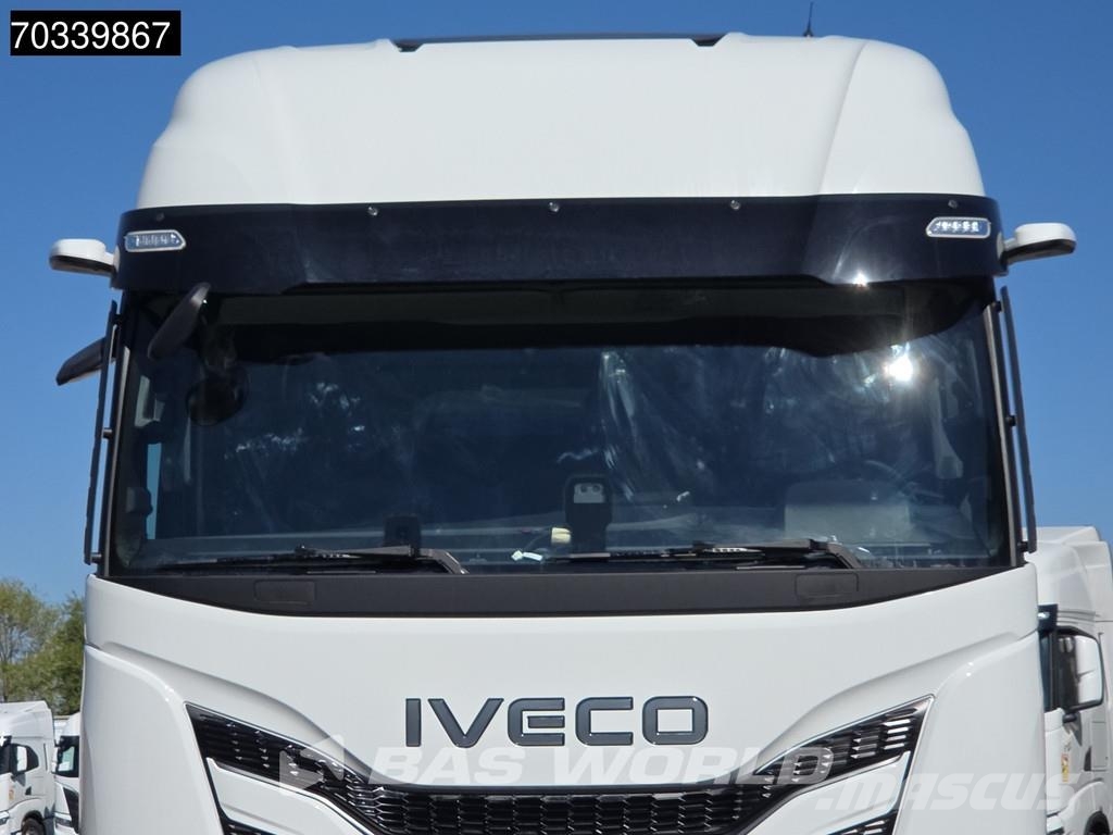 Iveco S-Way 500 4X2 NEW! Retarder 770L tank Navi ACC Sta Cabezas tractoras