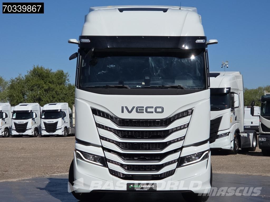 Iveco S-Way 500 4X2 NEW! Retarder 770L tank Navi ACC Sta Cabezas tractoras