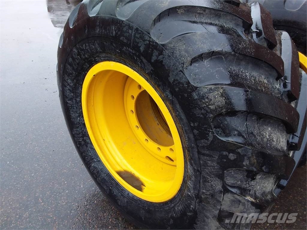 Trelleborg Twin 428 750/45x30,5 Used/Beg Tyres, wheels and rims