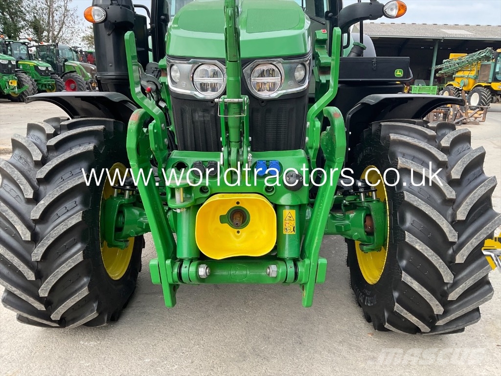 John Deere 6120 M Tractors