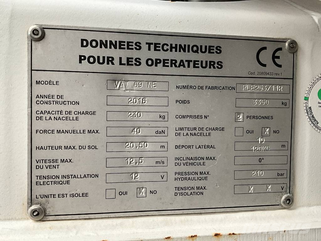 Renault Maxity 120.35 DXI+ Isoli VAT 69 NE Auto korpe