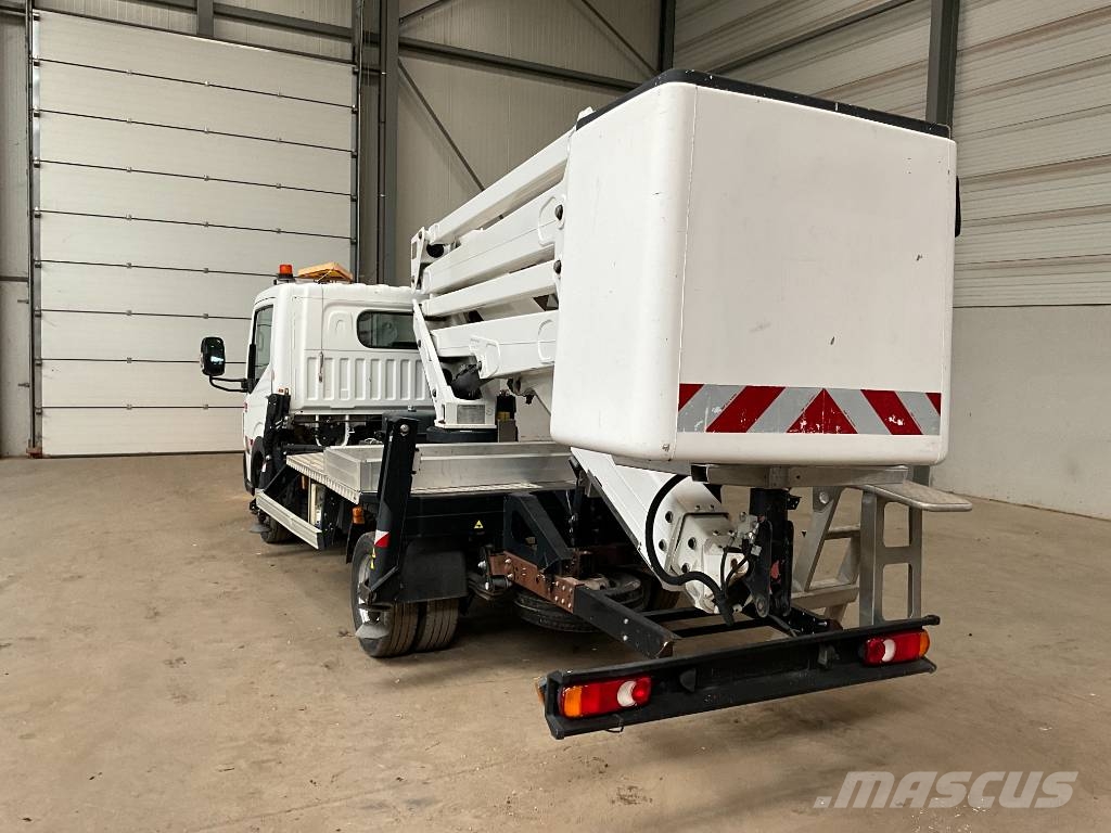 Renault Maxity 120.35 DXI+ Isoli VAT 69 NE Auto korpe