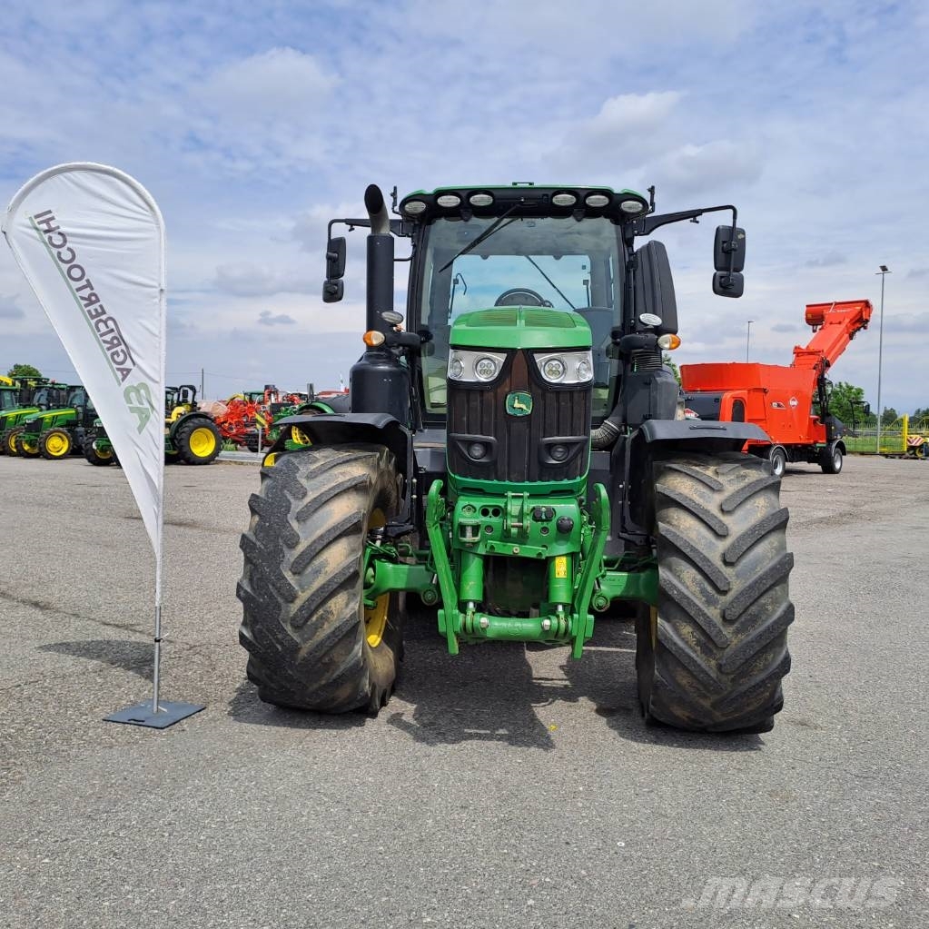 John Deere 6230r Traktori