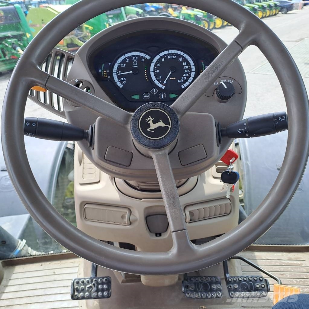 John Deere 6230r Traktori