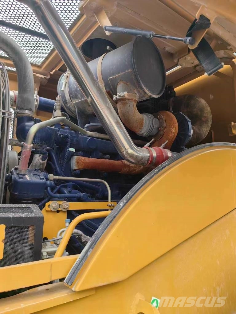 SEM 656D Φορτωτές με λάστιχα (Τροχοφόροι)