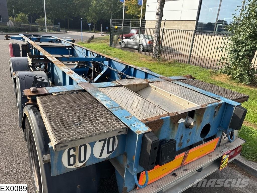 Trailor Container ADR, 20 ft Kontejnerske poluprikolice