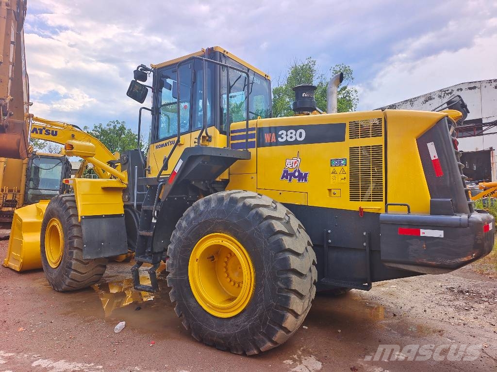 Komatsu WA 380 - 28th Anniversary Promotion Price لوادر بعجل