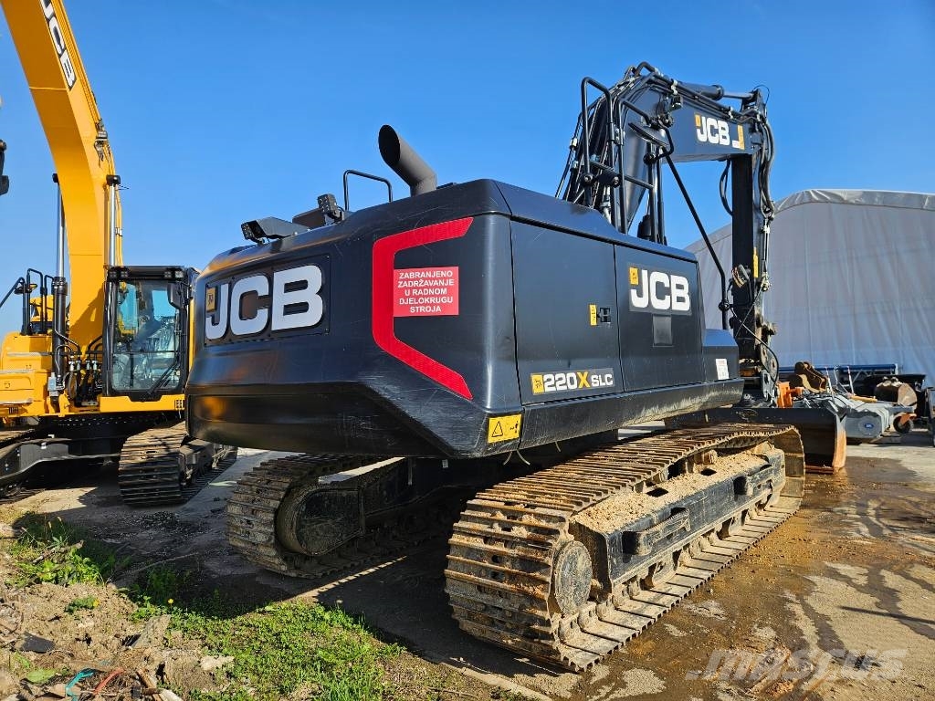 JCB 220 X C SV Black Edition + 2 buckets Excavadoras sobre orugas