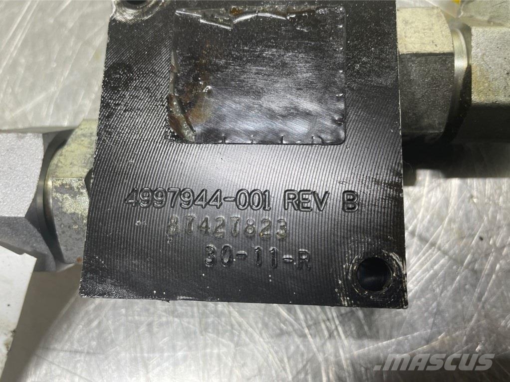 New Holland W110C-Eaton 4997944-Valve/Wegeventil/Ventiel Hydraulika