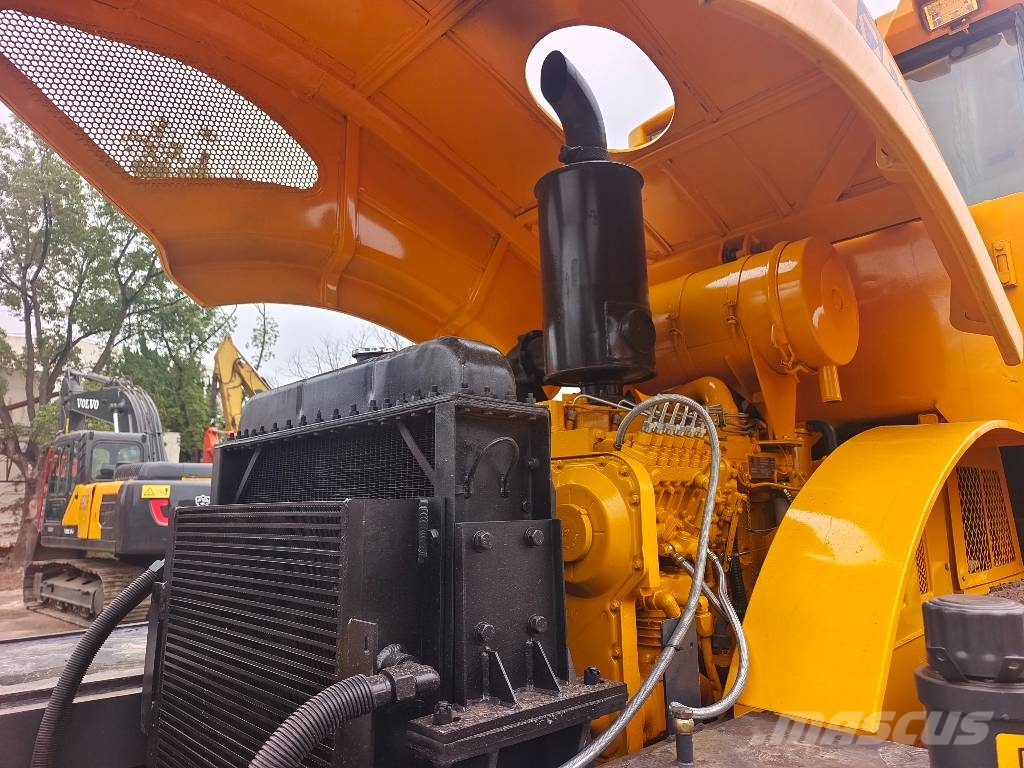 XCMG XS 183 J shanghai largest supplier مداحل أحادية الأسطوانة