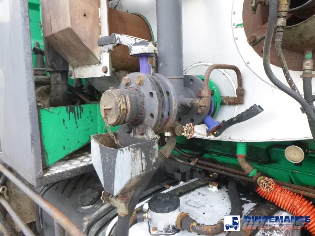 Renault Premium 340 6x2 Road repair bitumen tank 6 m3 / ti Tankwagen