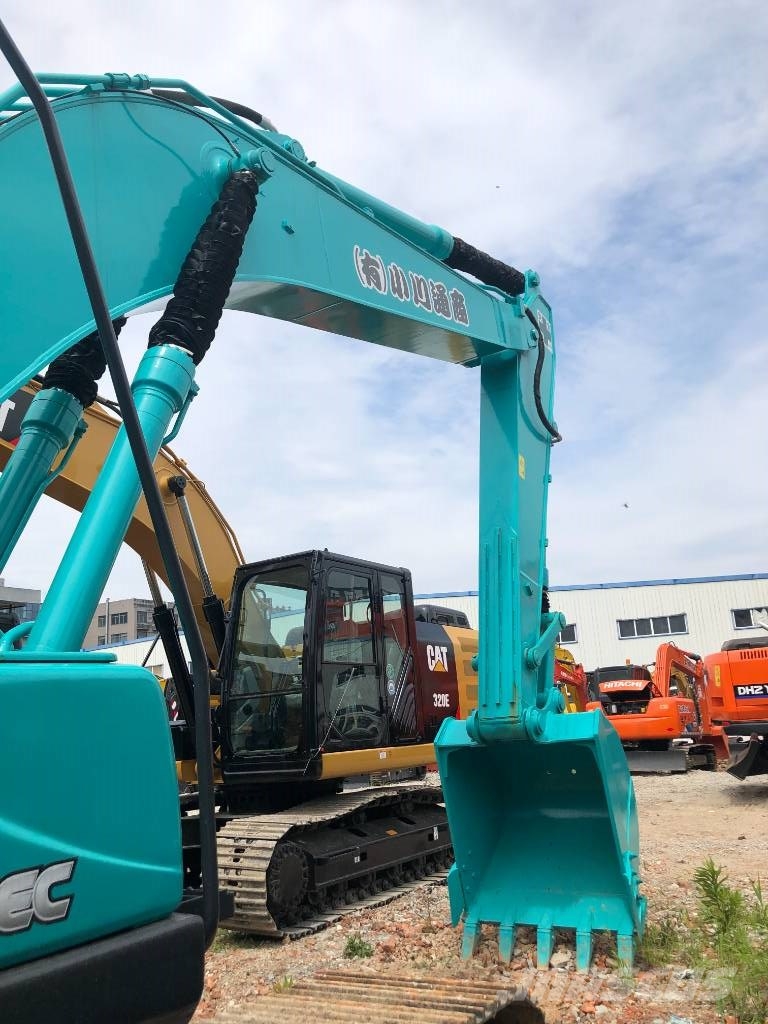 Kobelco SK 200 Bagri goseničarji
