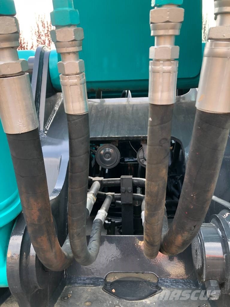 Kobelco SK 200 Bagri goseničarji