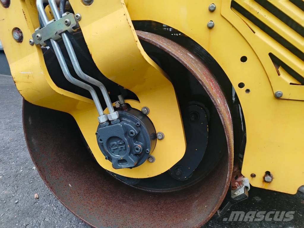 Bomag BW 120 AD-4 Tandemové valce