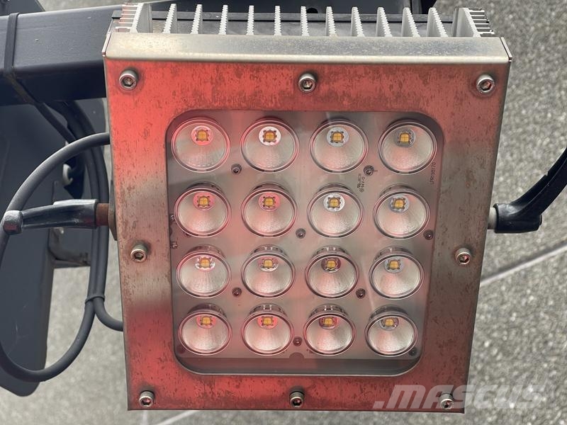 Tower Light HYDRO POWER CUBE LED 照明燈