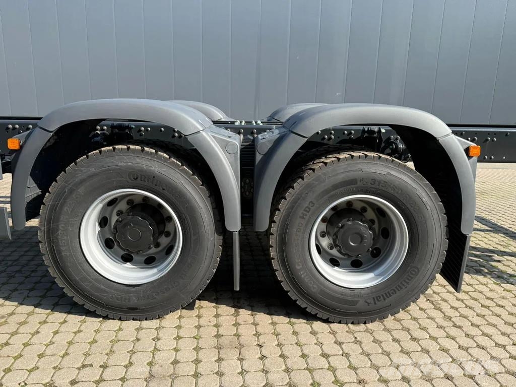 MAN TGS 33.520 TGS 33.520 6x4 BB Euro6e Kamioni-šasije
