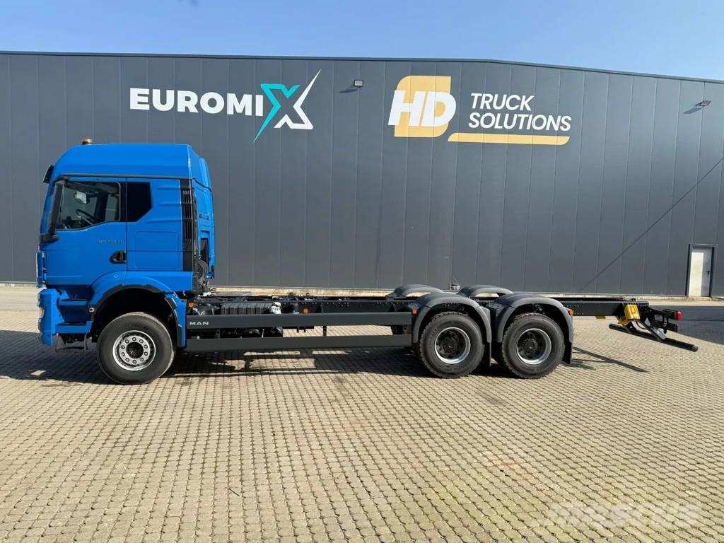 MAN TGS 33.520 TGS 33.520 6x4 BB Euro6e Kamioni-šasije