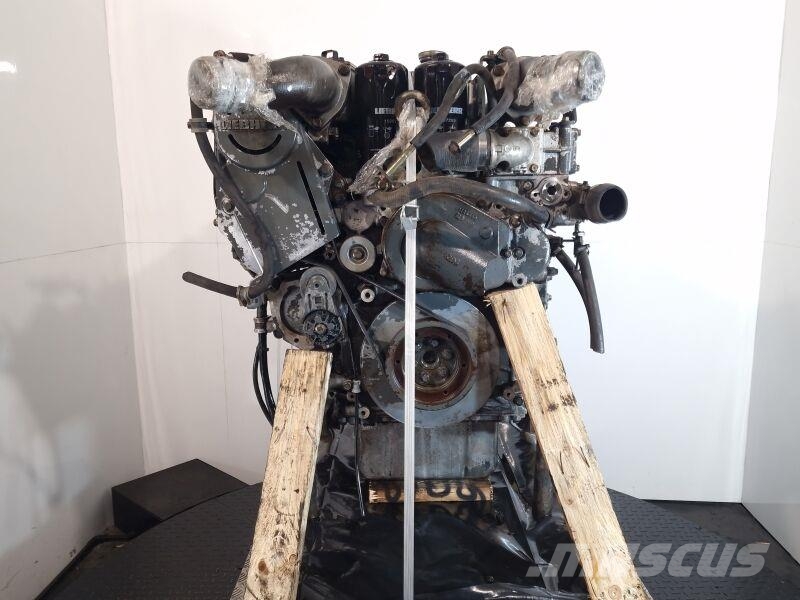 Liebherr D934 S A محركات