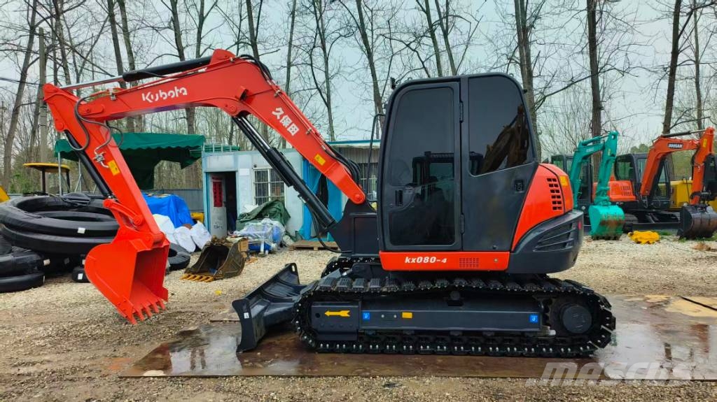 Kubota KX 080-4 小型挖土機/掘鑿機<7t(小型挖掘機)